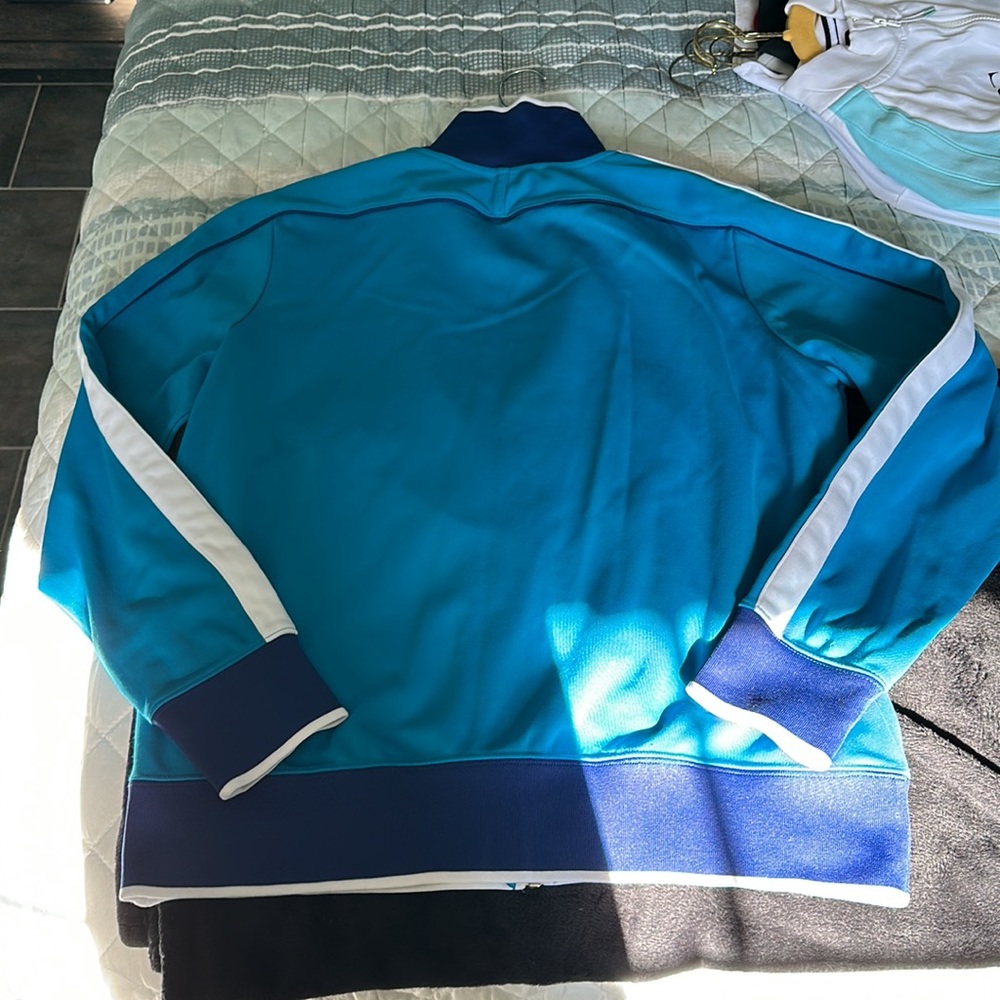 Nike jacket - Picture 5 of 5